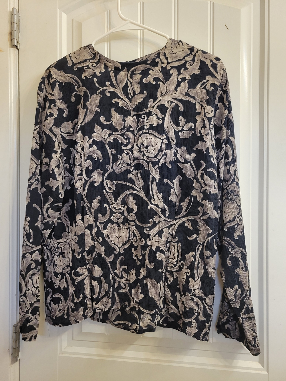 2/$25 Jones New York 100% Silk Blouse